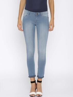 Jealous 21 Light Wash Blue Denim Super Skinny Jeans Women's Size 34 Waist